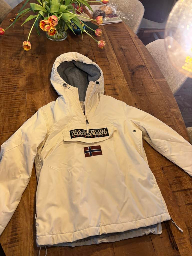 Unisex Napapijri jas maat S beige, Beige, Ophalen of Verzenden, Zo goed als nieuw, Napapijri