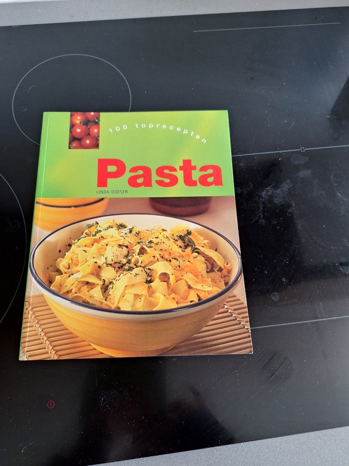 100 Toprecepten Pasta - Linda Doeser Kookboek, Hoofdgerechten, Linda Doeser, Ophalen of Verzenden, Zo goed als nieuw