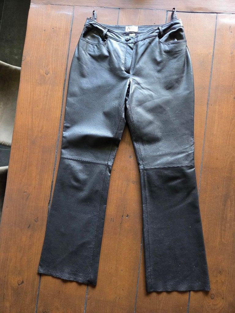 leren broek zwart maat 38/40, Maat 38/40 (M), Zwart, Ophalen of Verzenden, Zo goed als nieuw
