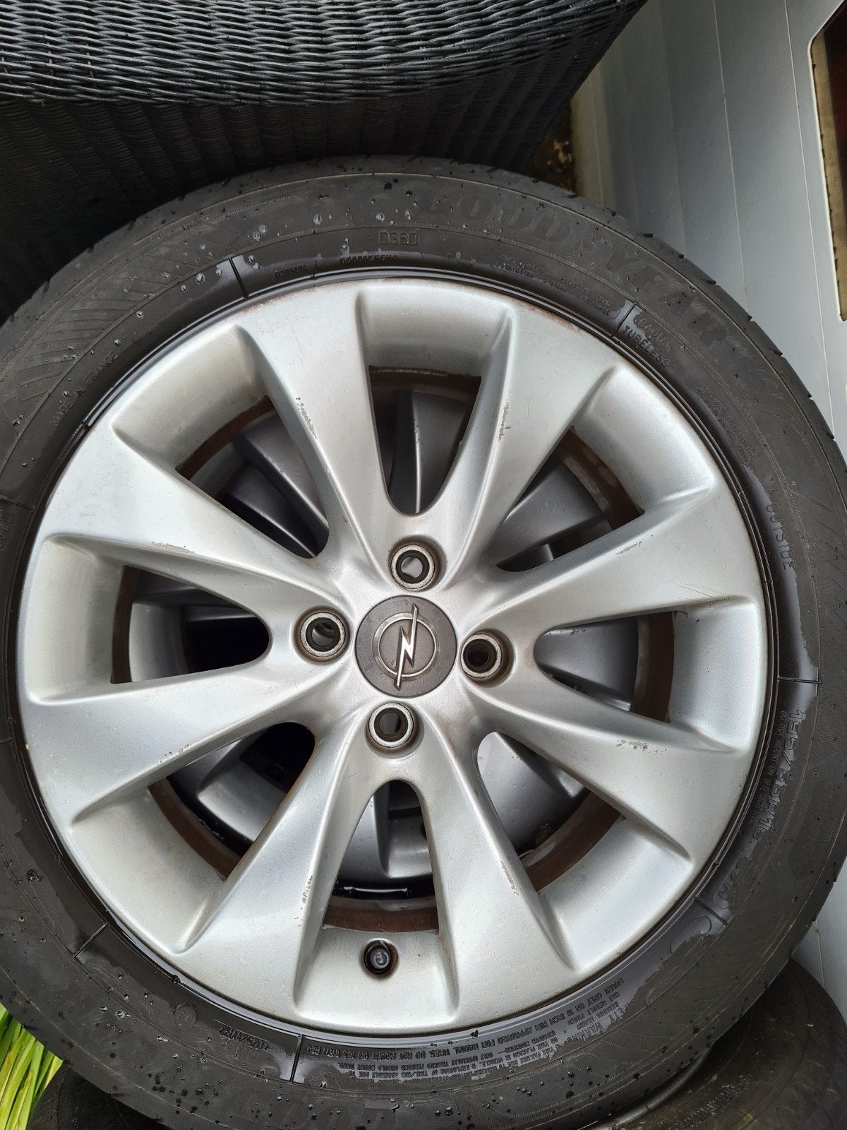Opel banden, Auto diversen, Wieldoppen, Ophalen