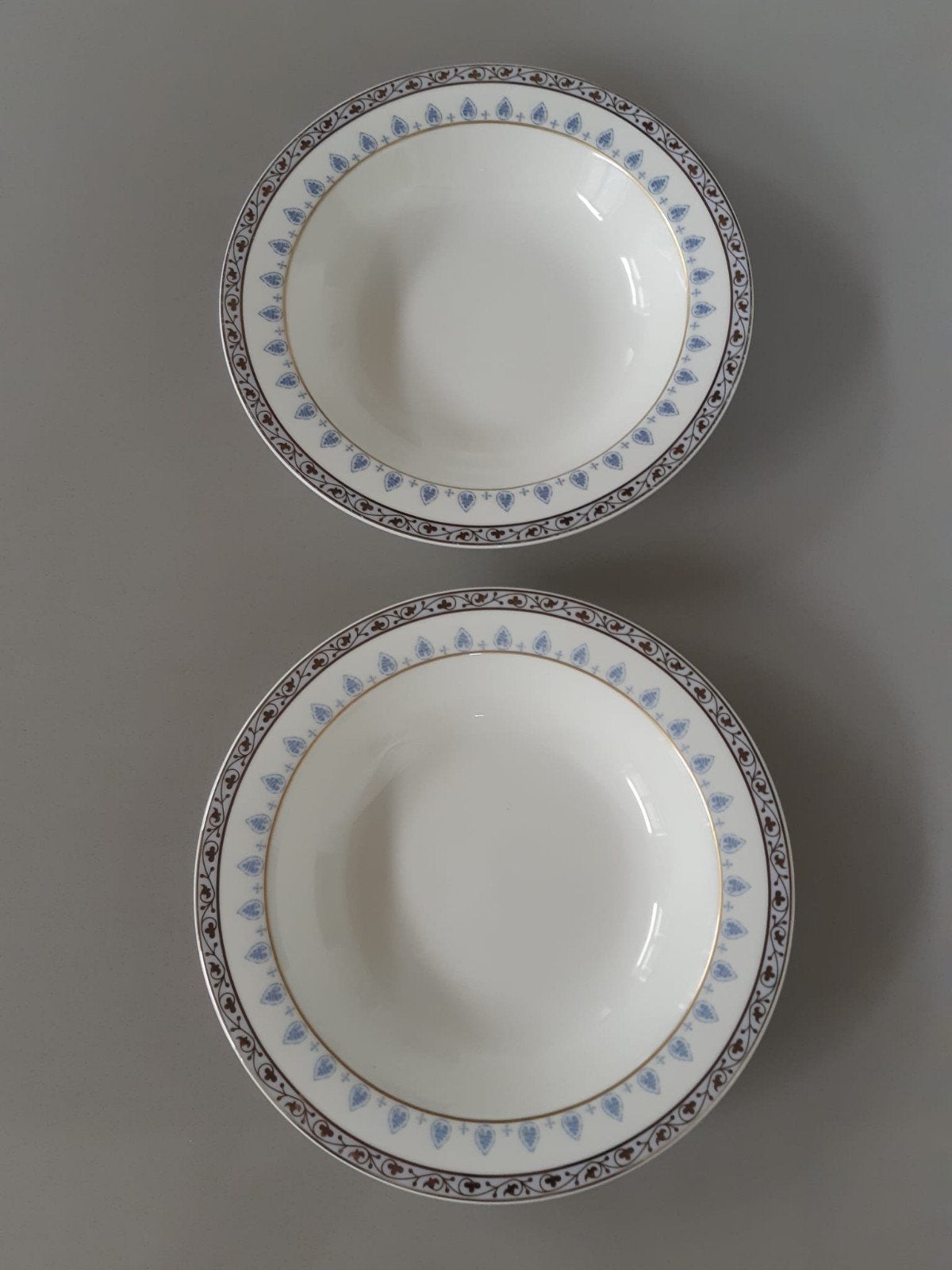 2 Slabordjes Villeroy en Boch Azurea Nieuwstaat, Ophalen, Nieuw, Bord(en), Overige stijlen