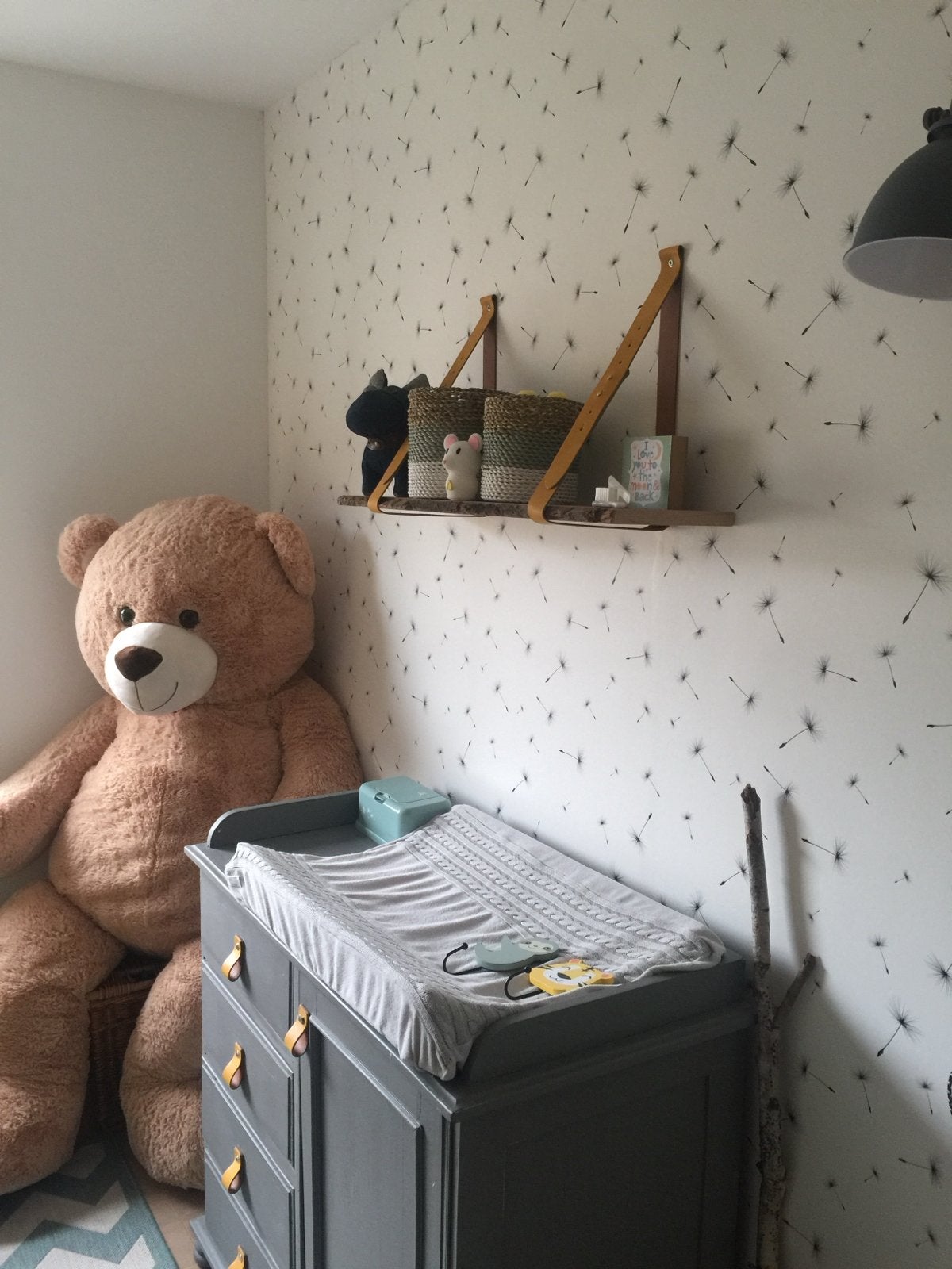 Massief houten vintage babykamer (commode+wiegje), Ophalen, Zo goed als nieuw, Minder dan 140 cm, Matras