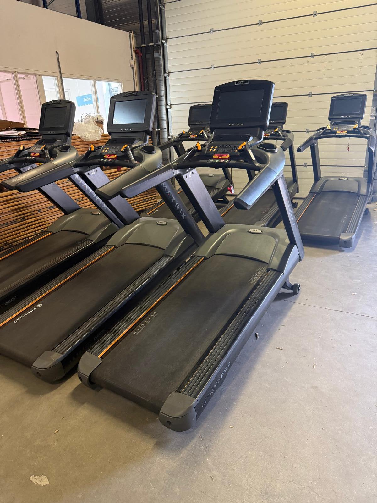 Matrix T7Xe Treadmill, Ophalen, Zo goed als nieuw, Metaal, Loopband