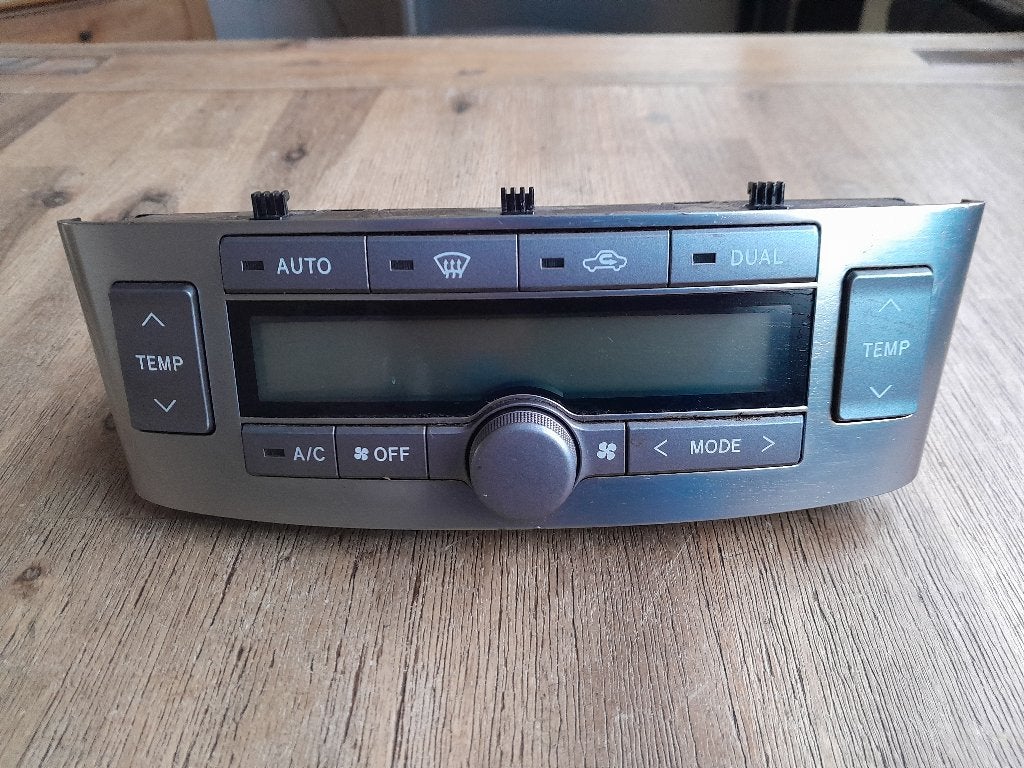 CLIMA / KACHEL BEDIENINGSPANEEL - TOYOTA AVENSIS T25, Verzenden, Gebruikt, Toyota