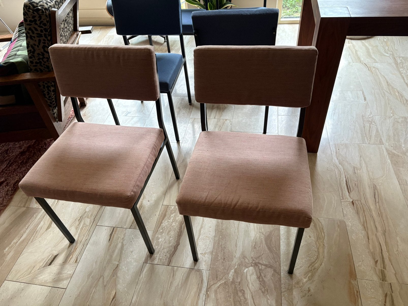 6 martin visser stoelen blauw en roze, Huis en Inrichting, Ophalen, Zo goed als nieuw, Blauw, Vijf, Zes of meer stoelen