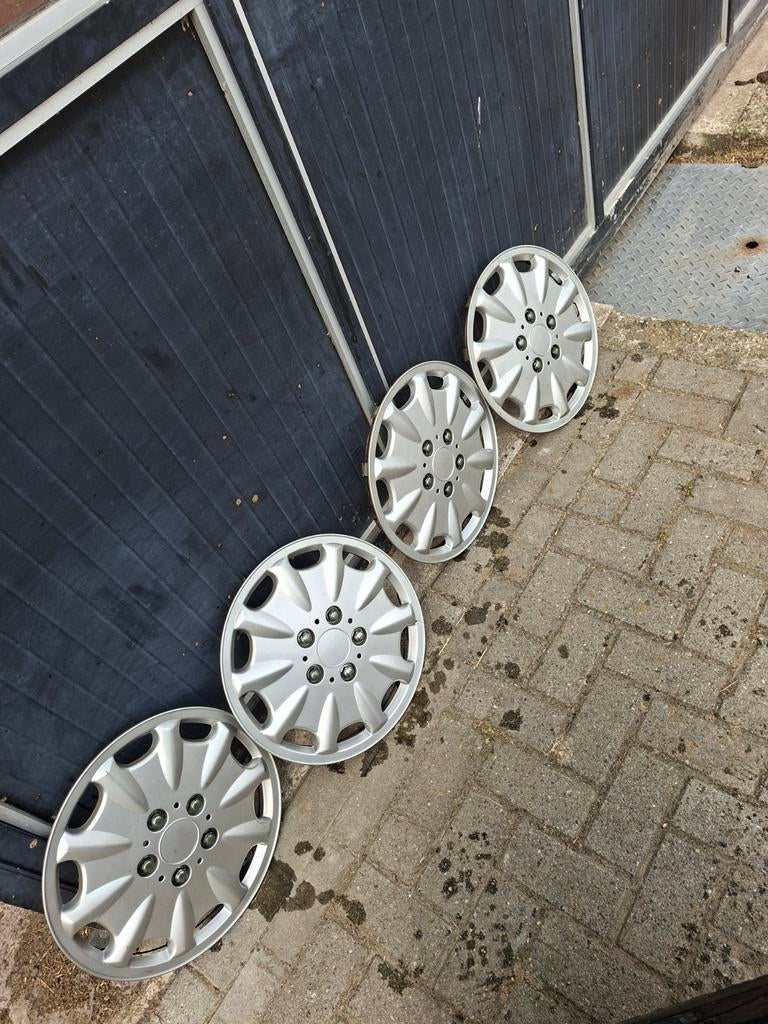 4x Vredestein winterbanden 5-gaats Toyota RAV4 (80% profiel), Ophalen of Verzenden, Gebruikt, Winterbanden, Band(en)