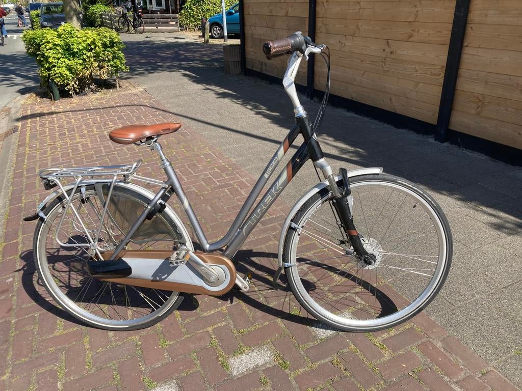 Trek navigator L500 dames fiets, Fietsen en Brommers, Fietsen | Dames | Damesfietsen, Ophalen of Verzenden, Zo goed als nieuw