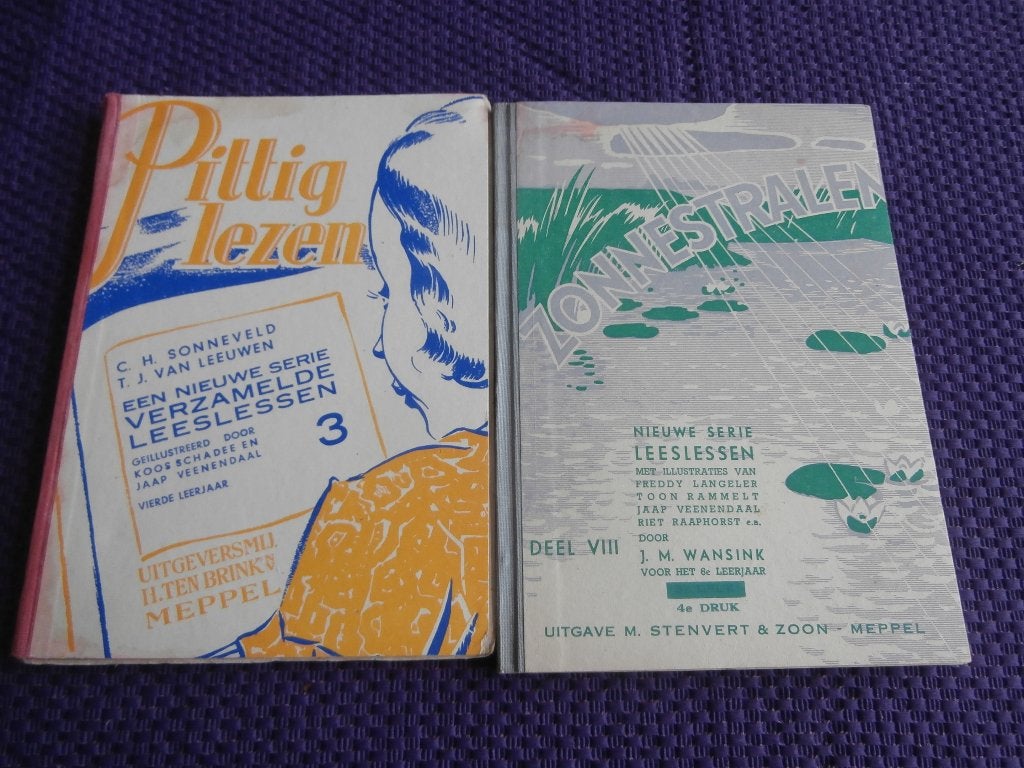 antieke Pittig Lezen en Zonnestralen schoolboek Sonneveld, Antiek en Kunst, Antiek | Boeken en Bijbels, Ophalen of Verzenden, T.J. van Leeuwen
