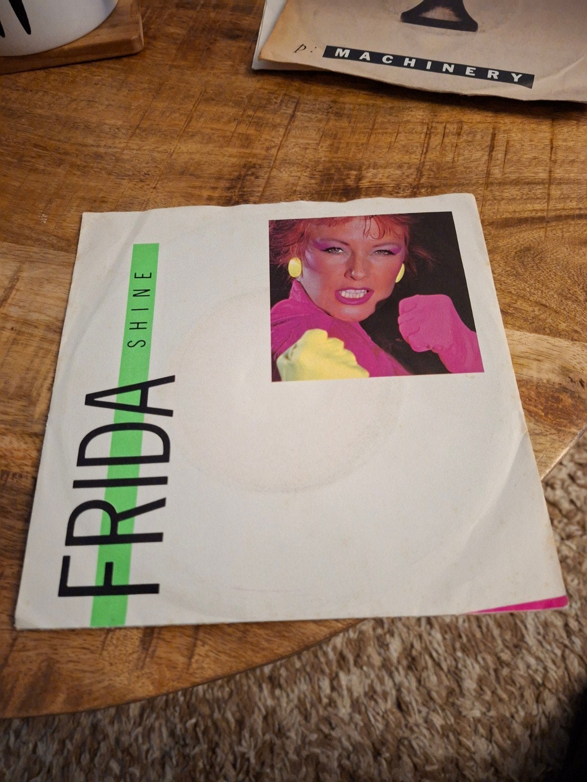 Frida / shine, Ophalen of Verzenden, Zo goed als nieuw, Pop