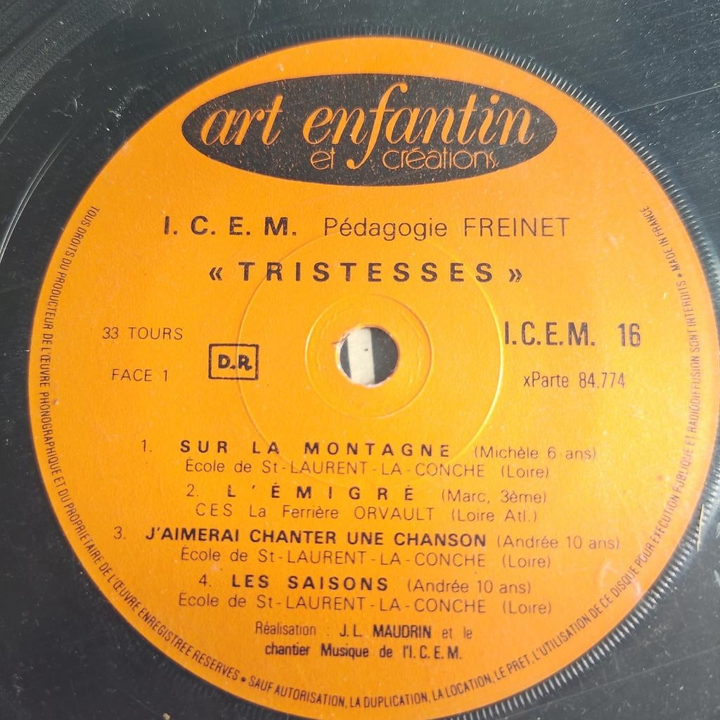 ICEM Pédagogie Freinet - Tristesses (Vinyl 33 toeren), Cd's en Dvd's, Vinyl Singles, Ophalen of Verzenden, 7 inch