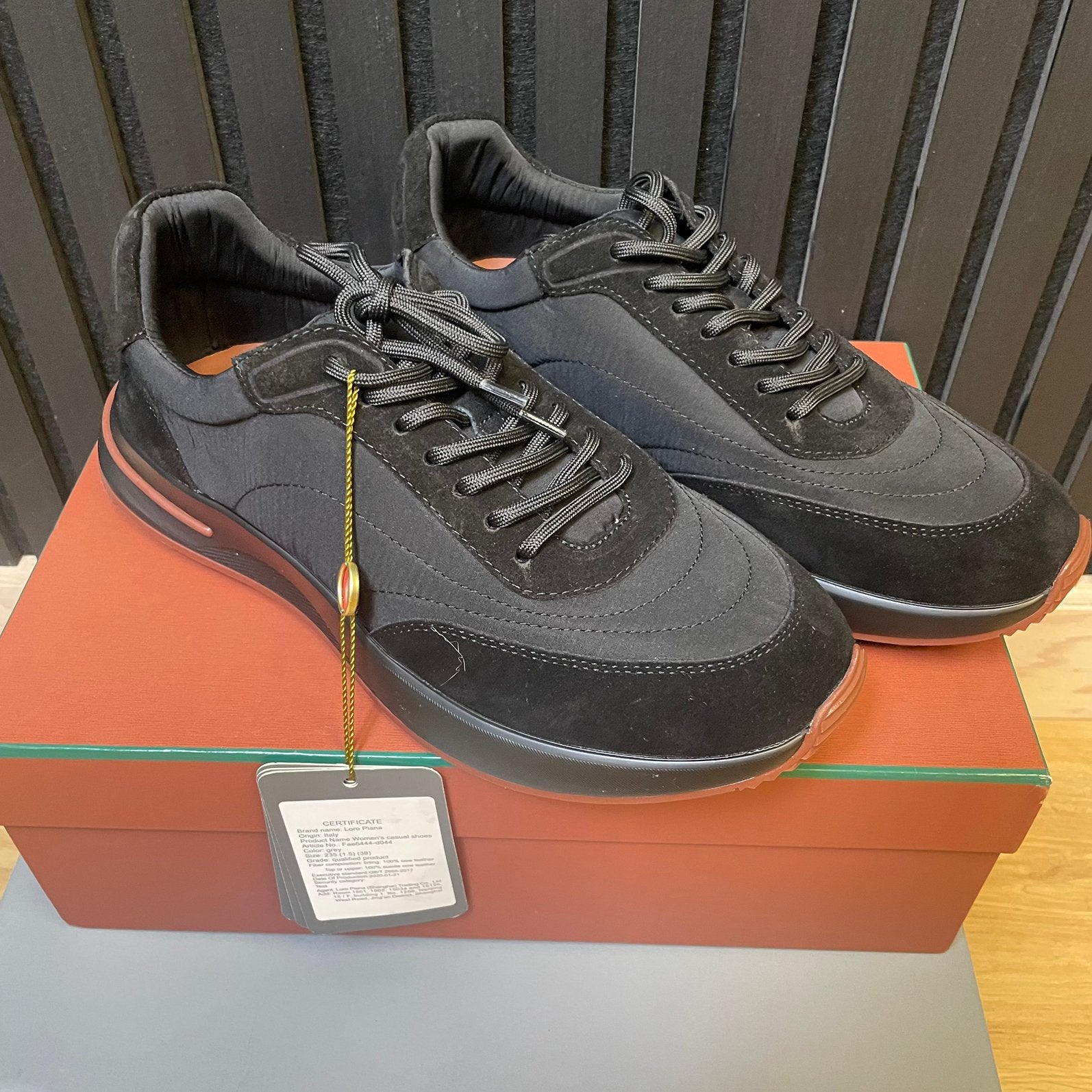 Weekend Walk Bruin Zwart - Loro Piana - Nieuw, Ophalen of Verzenden, Bruin, Sneakers of Gympen