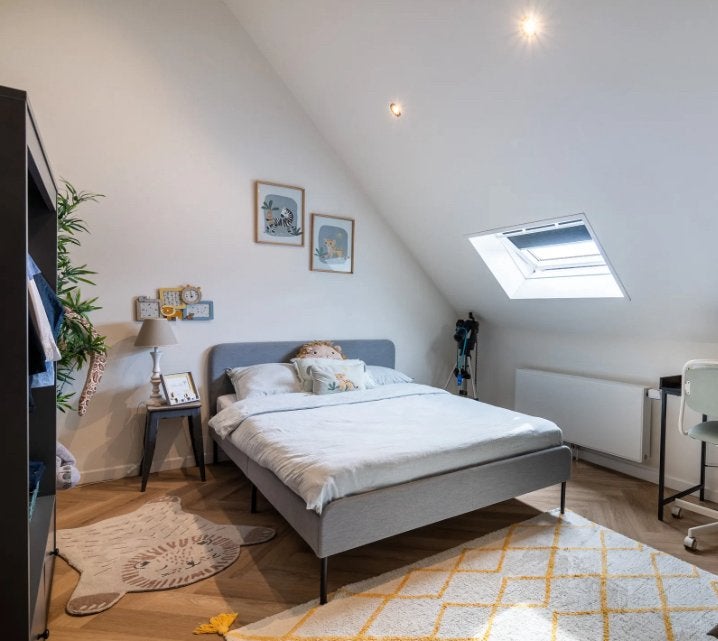 Bed (twijfelaar) 1,40m slattum ikea incl goede matras!, Ophalen, 140 cm, Zo goed als nieuw, Twijfelaar