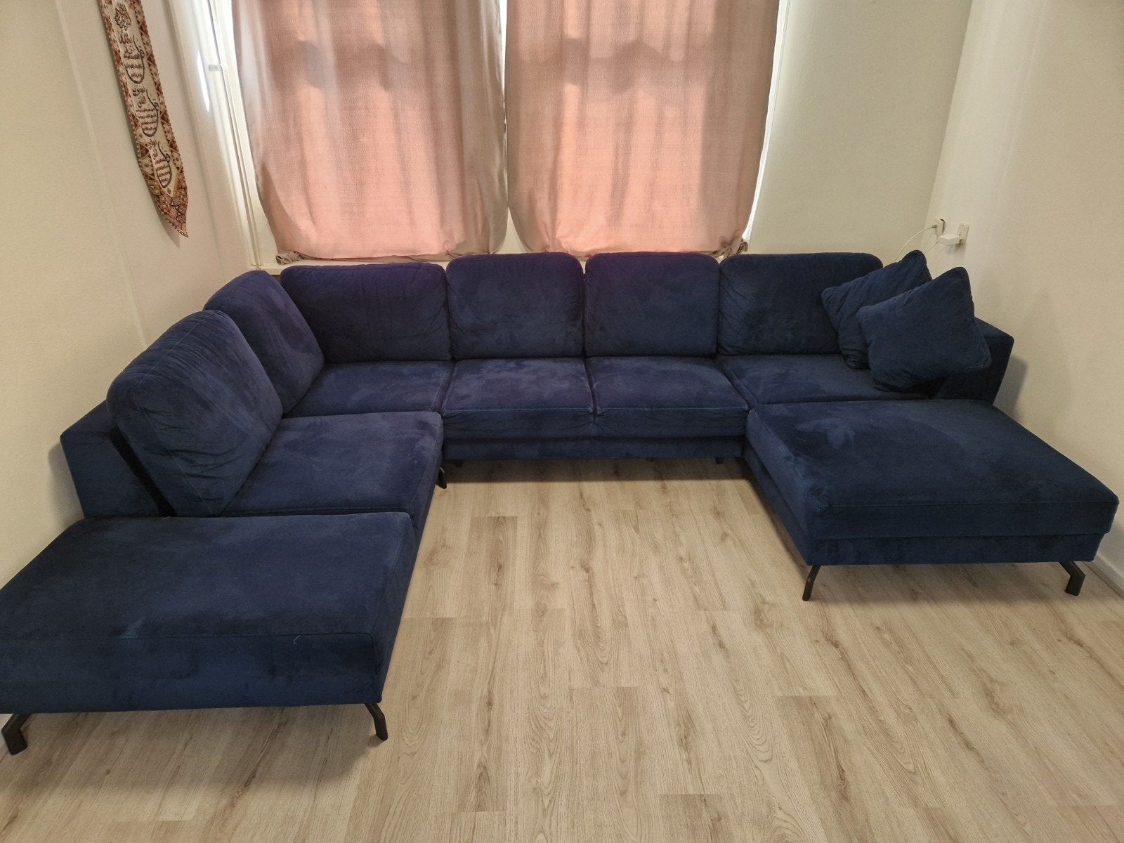 Ruime U-bank in opvallend Azure blauw van Seats and Sofas, Huis en Inrichting, Banken | Bankstellen, Ophalen, Gebruikt, Hoekbank