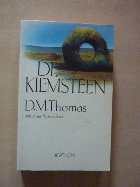 D. M. Thomas - De kiemsteen, Verzenden, Zo goed als nieuw