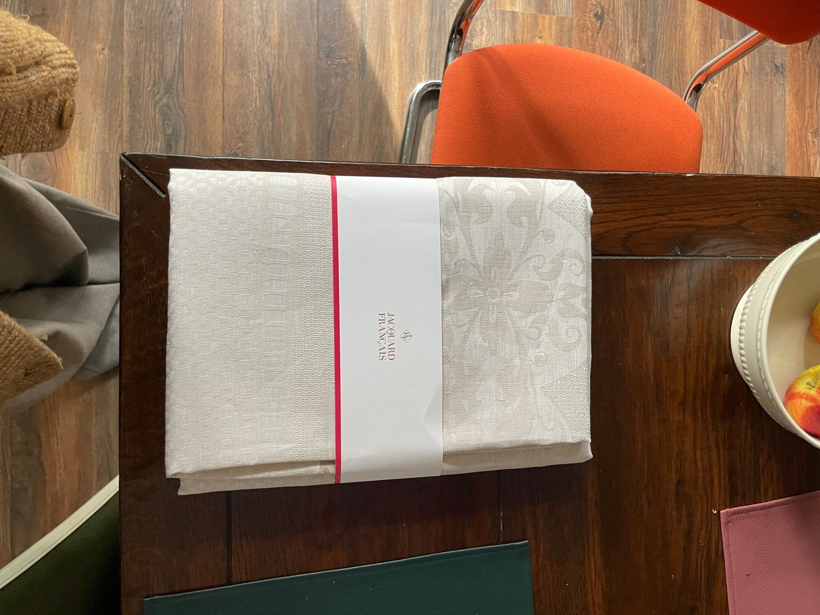 Jacquard Français Tafelkleed - Beige/Goud - Nieuw, Nieuw, Ophalen of Verzenden, Katoen, Afwasbaar