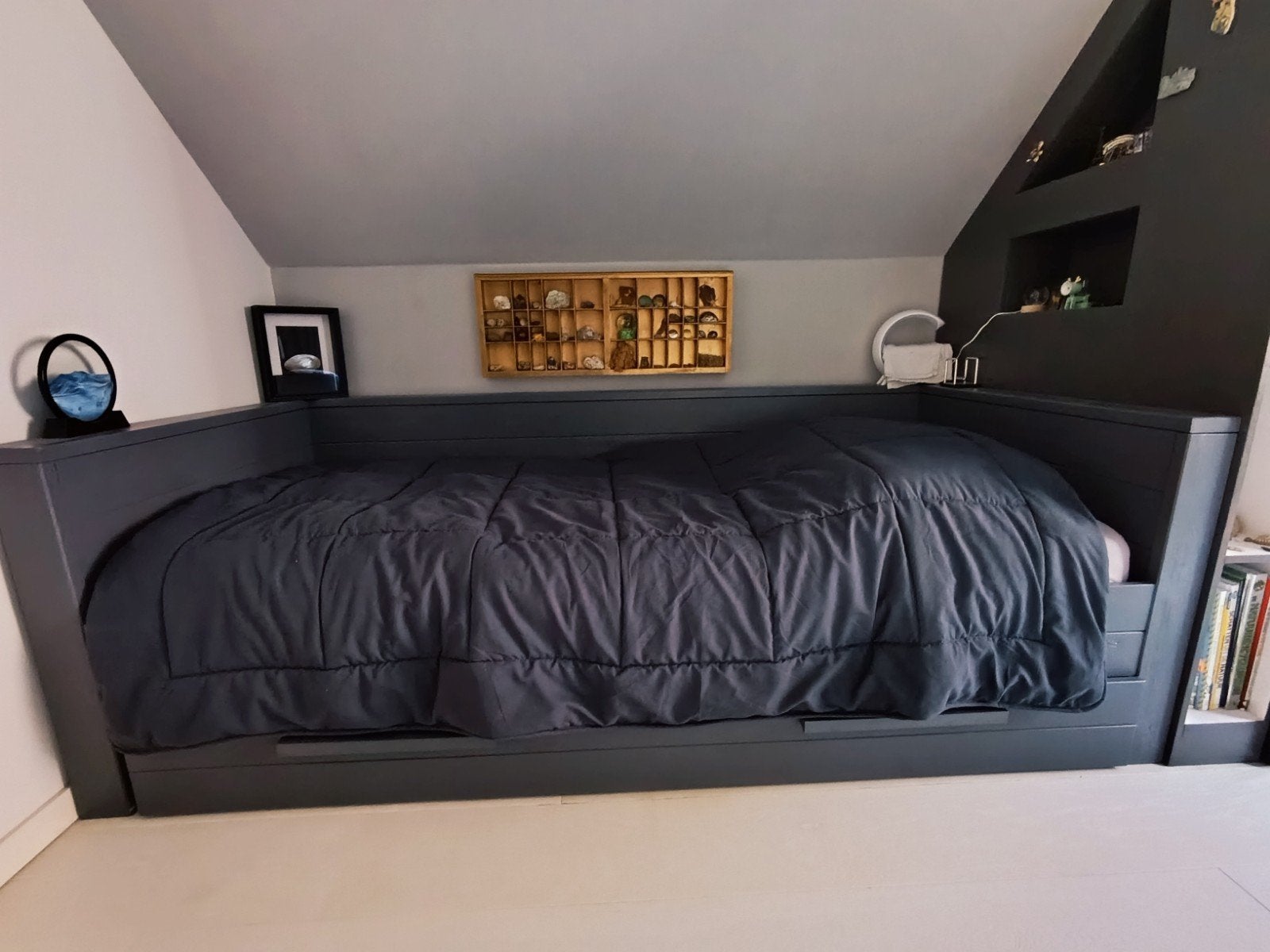 Houten bed met bedlade - WOOOD bedbank Nikki, Eenpersoons, Ophalen of Verzenden, 200 cm, Grijs