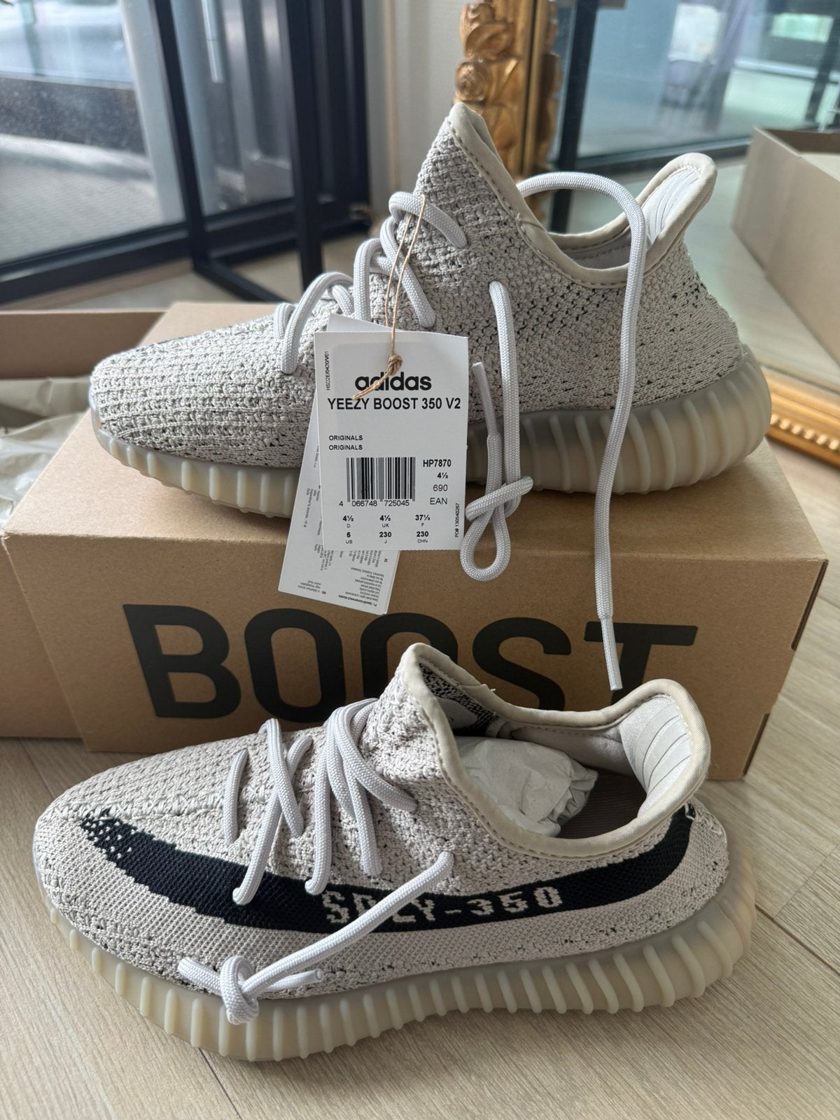Yeezy boost 350 nieuw met kaartje, Zwart, Nieuw, Ophalen of Verzenden, Sneakers of Gympen