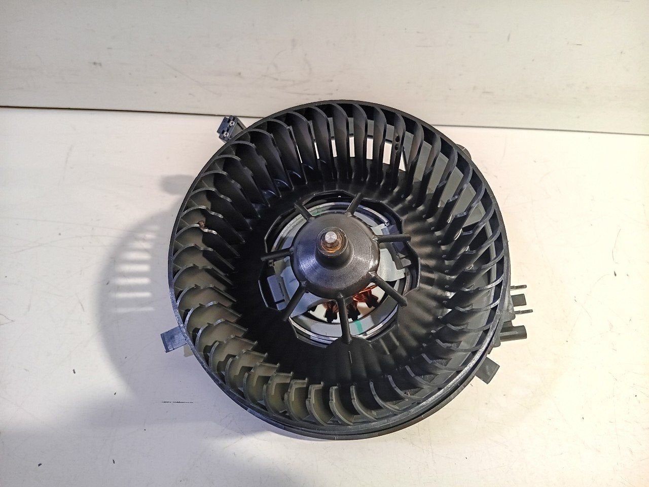 Kachel ventilator motor Audi RS 3, Onderdelen@venauto.nl, Van der Ven Autorecycling B.V., Gebruikt, Ettenseweg 76, 4706 PB Roosendaal, The Netherlands