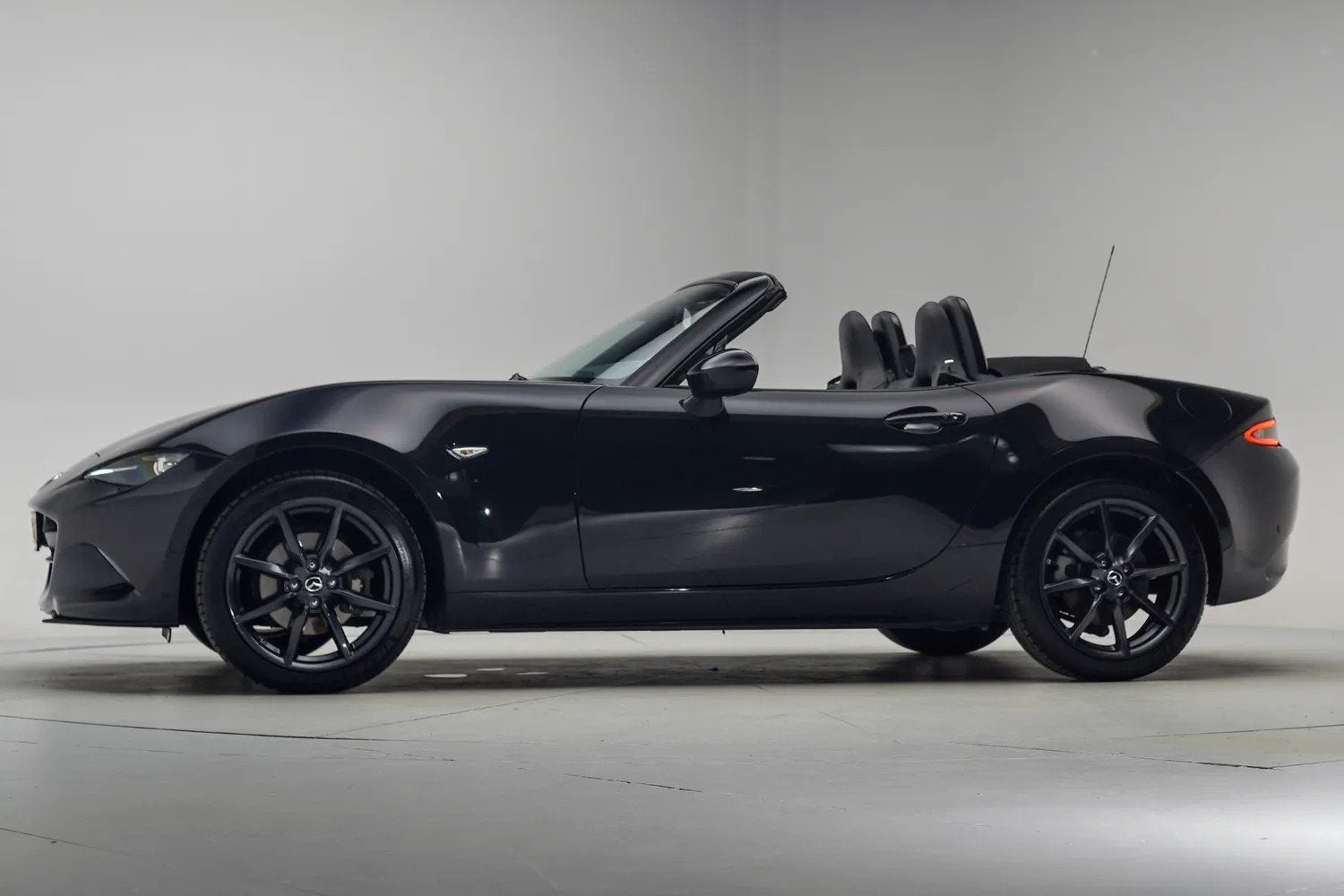 Mazda MX-5 2.0 SkyActiv-G 160 GT-M [ Navi Leder Stoelverwarm, 1998 cc, 15 km/l, 4 cilinders, Cabriolet