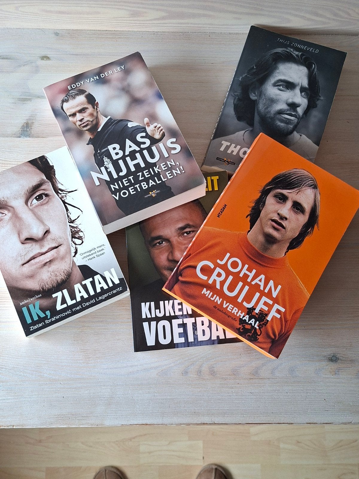 Voetbalboeken: Johan Cruijff, Zlatan, Gullit, Bas Nijhuis, Ophalen, Gelezen, Diverse auteurs, Balsport