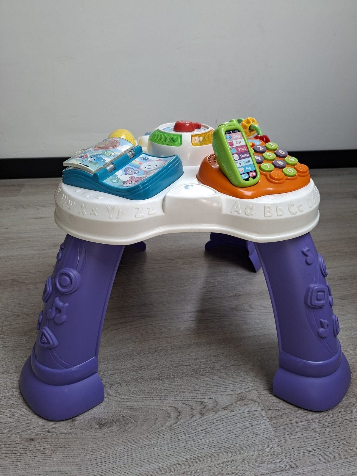 VTech Baby Speeltafel met Telefoon en Geluid, Kinderen en Baby's, Ophalen, Zo goed als nieuw, Overige typen, Met licht