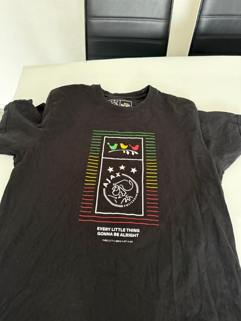 Ajax x Bob Marley T-shirt - Every Little Thing, Kleding | Heren, T-shirts, Gedragen, Maat 48/50 (M), Zwart, Ophalen of Verzenden