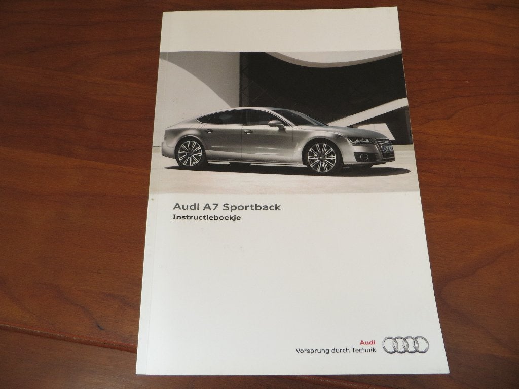 Instructieboek Audi A7 Sportback 2011, zeer mooi!, Auto diversen, Ophalen of Verzenden