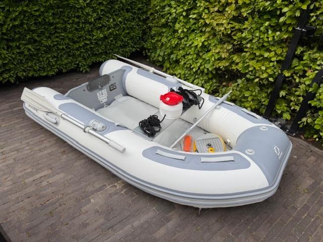 Zodiac 230 met 2,5 pk Yamaha, Watersport en Boten, Ophalen, Airdeck, Inclusief motor, Zodiac
