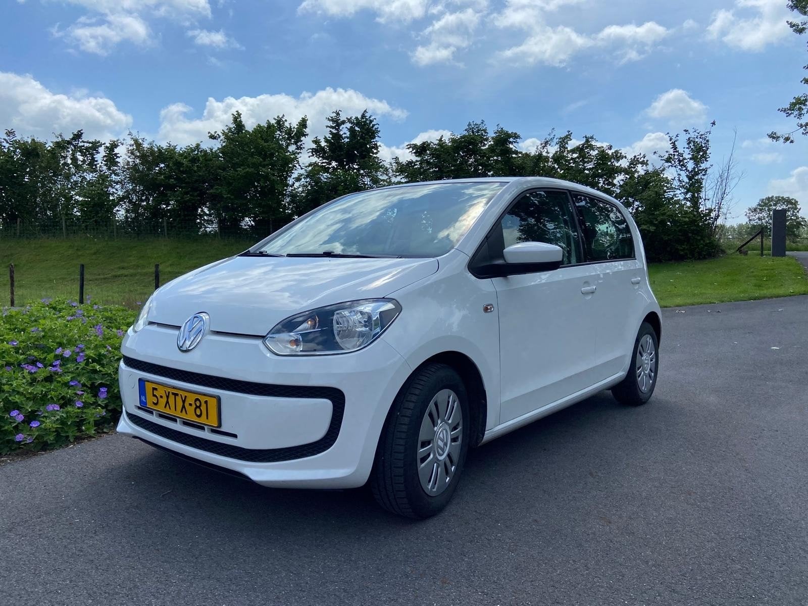 Volkswagen up! 1.0 44KW/60PK 5-DRS 2014 Wit, Auto's, Volkswagen, Voorwielaandrijving, Stof, 840 kg, 4 stoelen