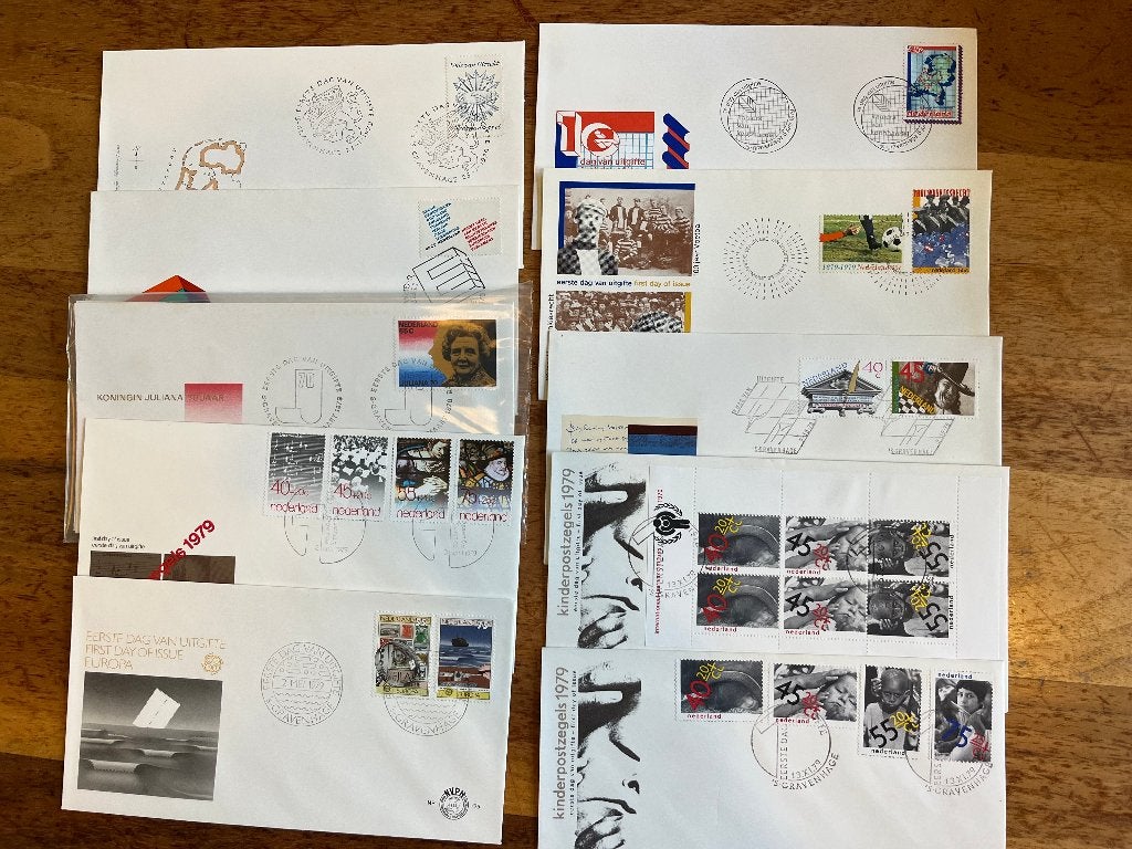 FDC's Nederland - jaargangen 1979-1990, Ophalen of Verzenden, Onbeschreven, Nederland