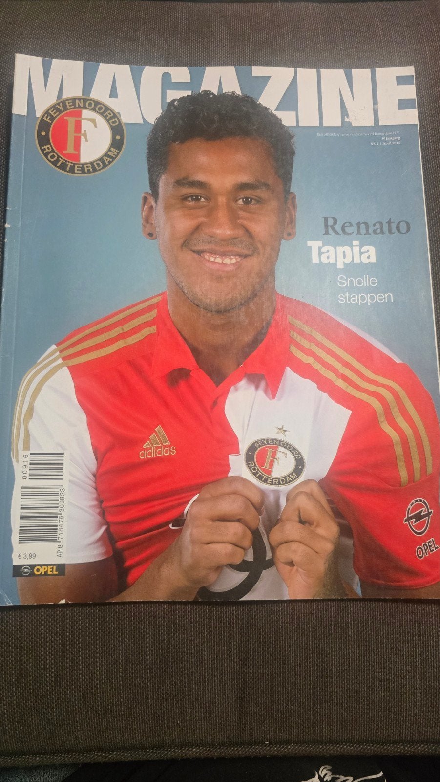 Feyenoord Magazine met Renato Tapia - April 2016, Ophalen of Verzenden