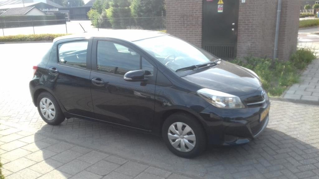 Toyota Yaris 1.0 VVT-i Aspiration, Auto's, Euro 5, 750 kg, Zwart, Origineel Nederlands