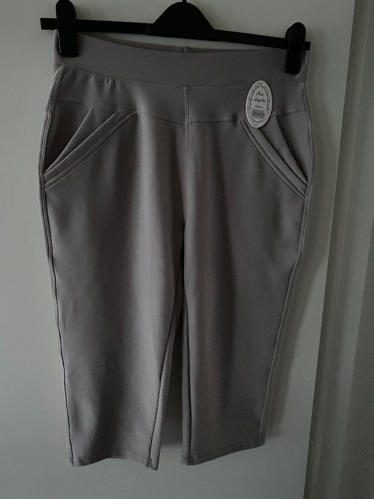 capri 40 grijs/taupe travelstof NIEUW, Maat 38/40 (M), Nieuw, Ophalen of Verzenden, Driekwart