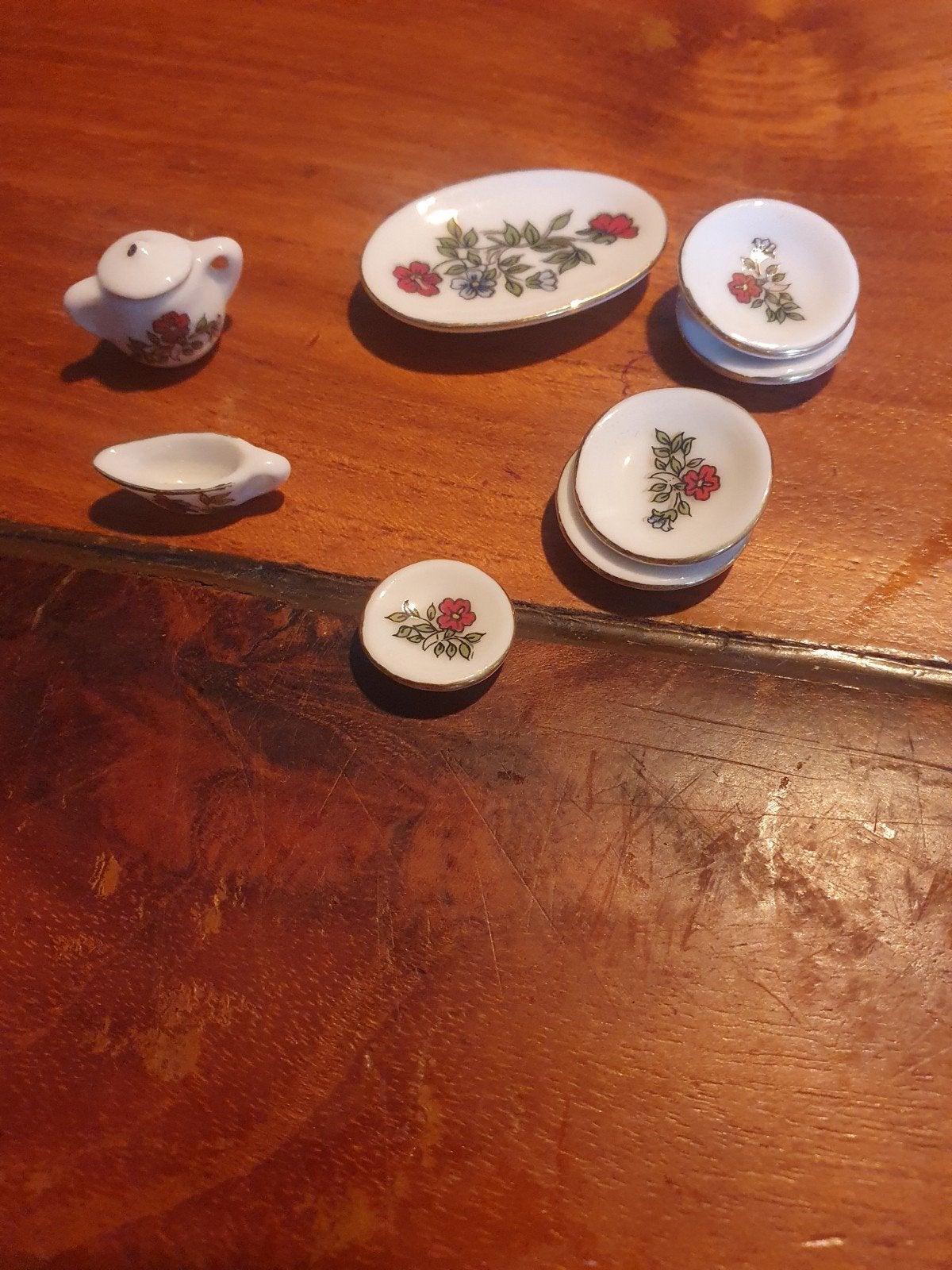 poppenhuis serviesje, Verzamelen, Poppenhuizen en Toebehoren, Ophalen of Verzenden, Zo goed als nieuw, Poppenhuis