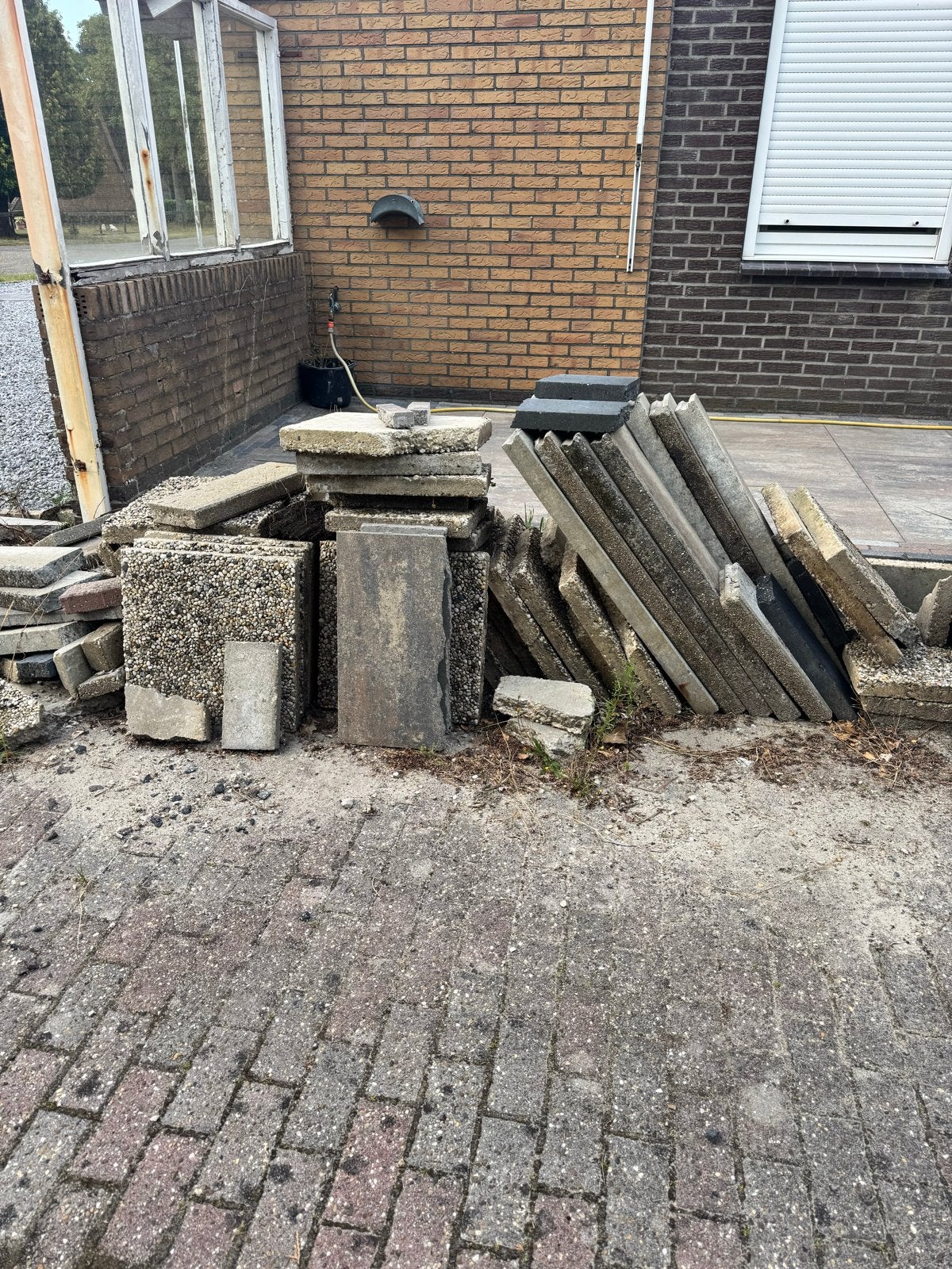 partij tegels en afsluitbanden gratis op te halen, Ophalen, Gebruikt, Overige typen, Minder dan 5 m²