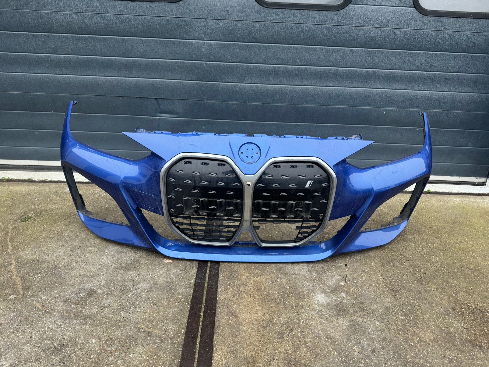 BMW i4 G26 voorbumper, Auto-onderdelen, Interieur en Bekleding, Ophalen, BMW