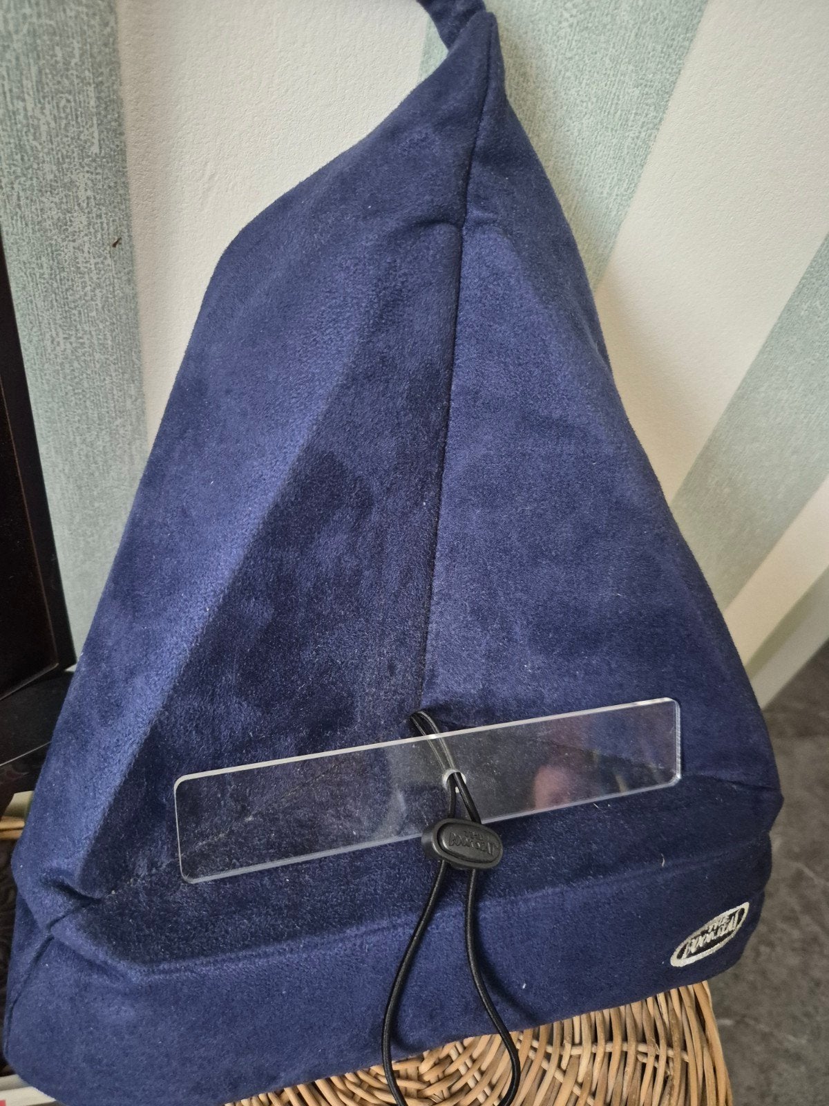 Boekenkussen / Boekstandaard - Donkerblauw, Ophalen of Verzenden, Zo goed als nieuw