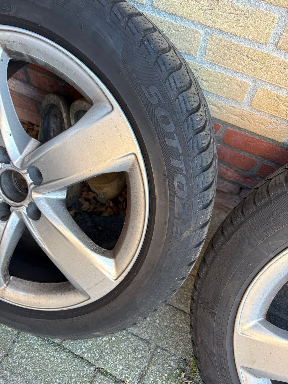 Audi A6 winterbanden met velgen,zonder afdekdoppen, Ophalen, 18 inch, Banden en Velgen, Winterbanden