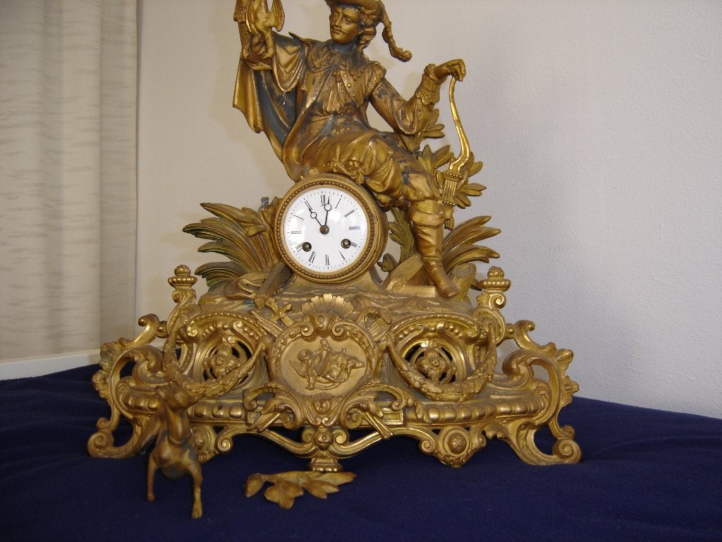Antieke pendule, Ophalen
