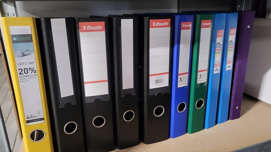 10 verschillende soorten mappen, Diversen, Ophalen