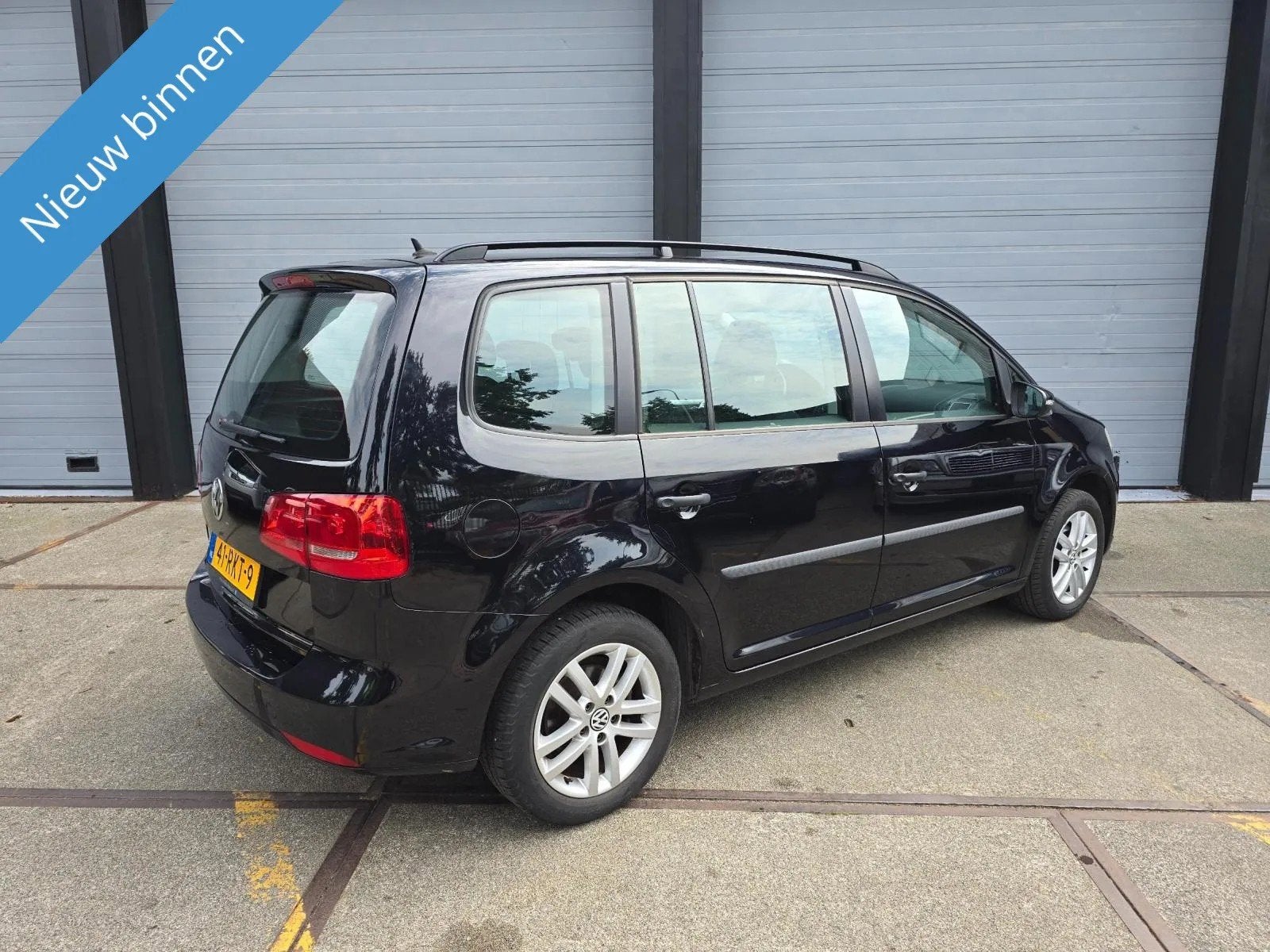 Volkswagen Touran 1.2 TSI 7 persoons, Auto's, Euro 5, Gebruikt, Zwart, 4 cilinders