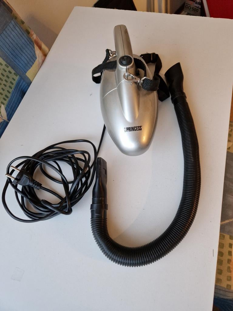 Princess compact stofzuiger., Overige merken, Ophalen of Verzenden, Zo goed als nieuw, Minder dan 1200 watt