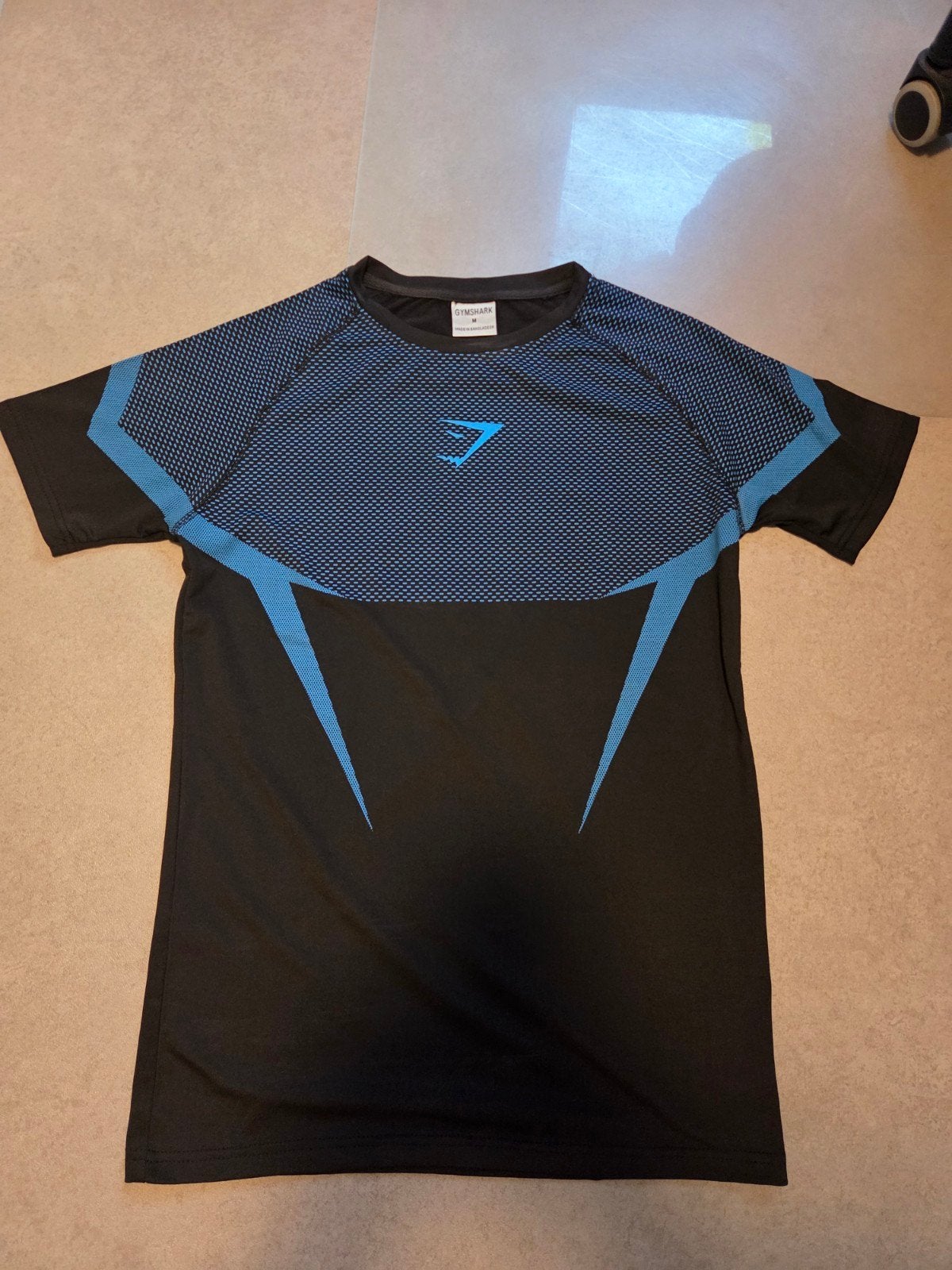 Gymshark onyx v5 T-shirt maat M, Fitness, Maat 48/50 (M), Nieuw, Ophalen of Verzenden