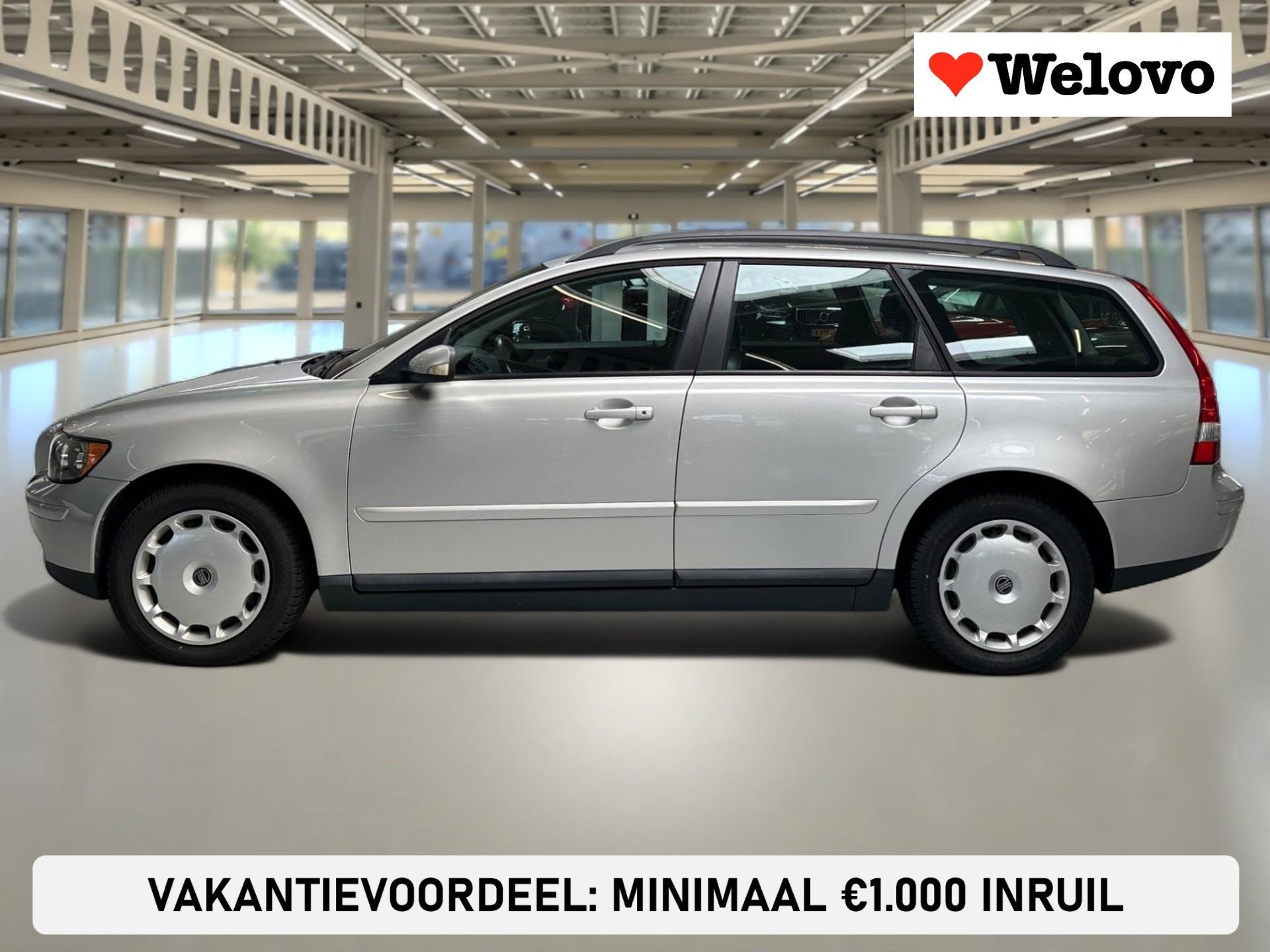 Volvo V50 2.4i Summum Incl. BTW dealer onderhoud, leder, ele, Voorwielaandrijving, 1362 kg, Gebruikt, Zwart