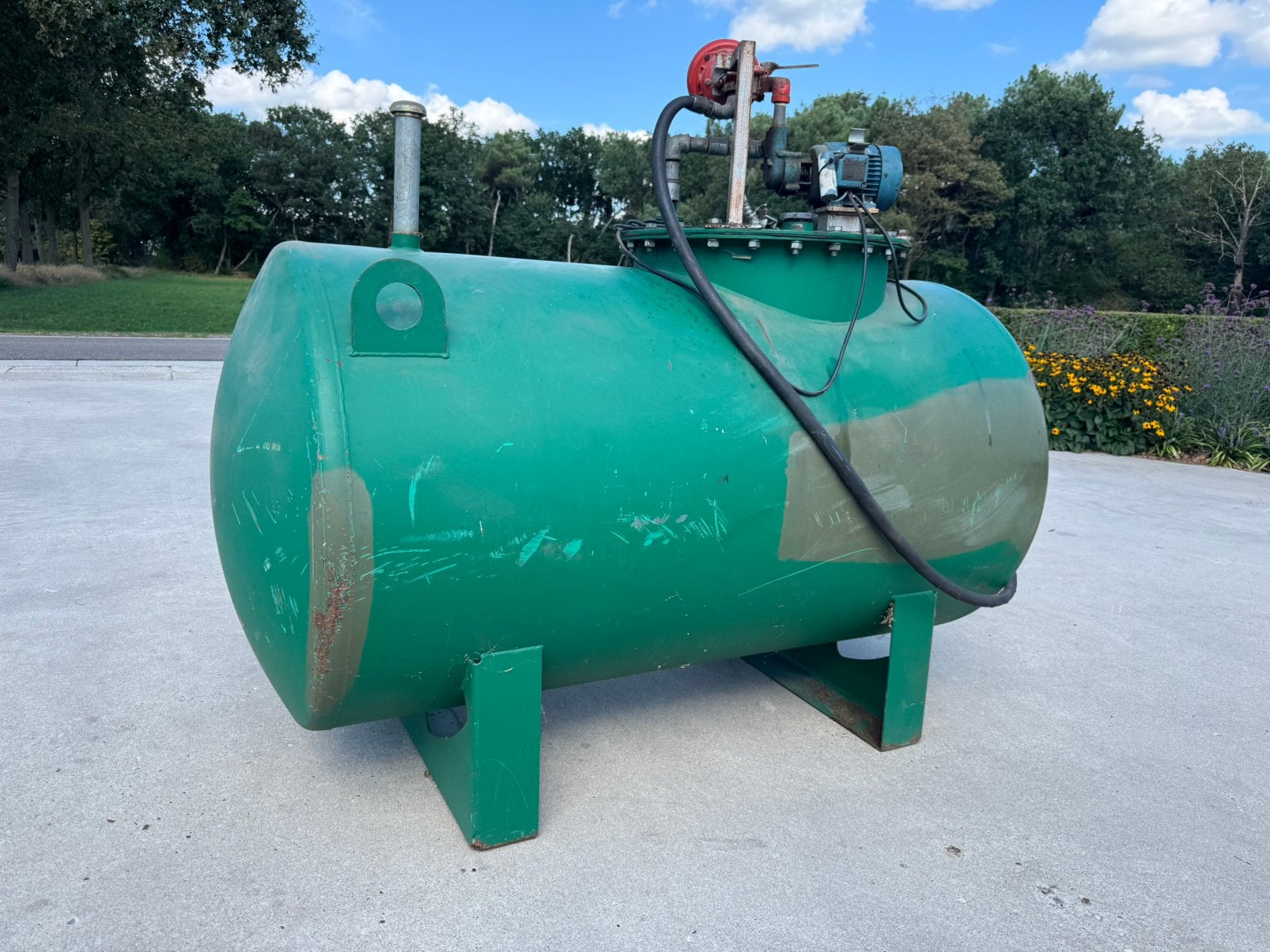 Dieseltank 1200 liter met pomp, Zakelijke goederen, Ophalen, ., ., .