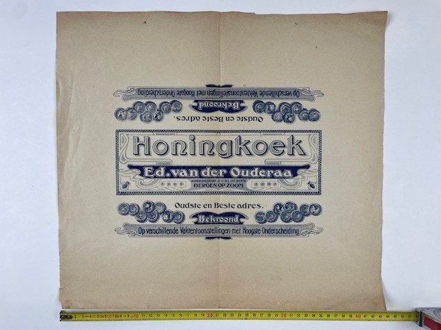 verpakking honingkoek Ed. van der Ouderaa Bergen op Zoom '20, Antiek, Ophalen of Verzenden, Antiek, Antiek