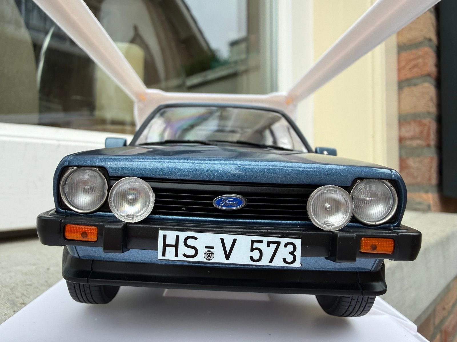 1:18 Ford Fiesta XR2 blauw metallic 1981 Norev 182744, Hobby en Vrije tijd, Auto, Norev, 70-72 Av. de Bohlen, Vaulx-en-Velin, 69120, France