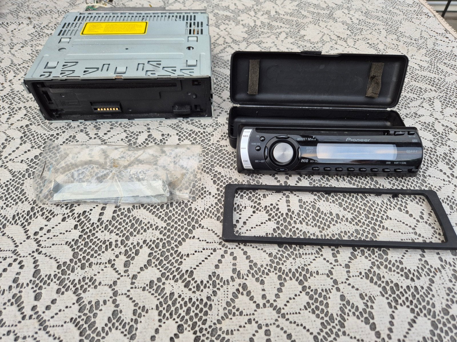 Pioneer Autoradio, Ophalen