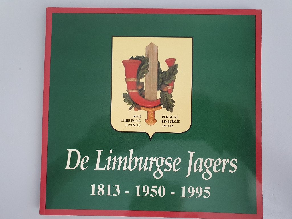 De Limburgse Jagers 1813-1950-1995, Verzamelen, Militaria | Algemeen, Verzenden, Landmacht, Nederland, Boek of Tijdschrift