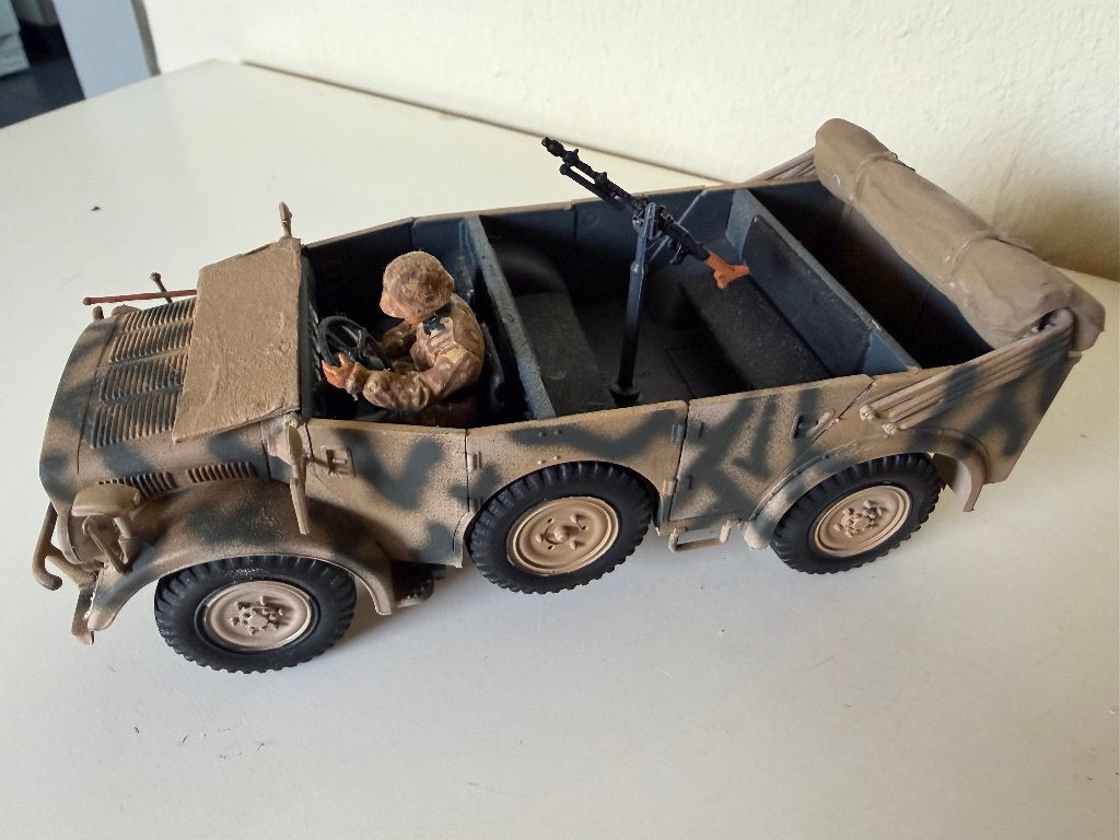 Militair voertuig model met figuur - Gebruikt, Gebruikt, Ophalen of Verzenden, Tamiya, Groter dan 1:32